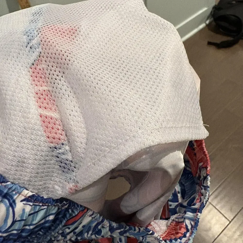 Vineyard Vines Swim Trunks Boys Large Marlin Starfish Pattern Board Shorts READ‎ - Picture 11 of 16